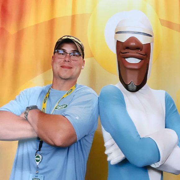 Meet your Posher, Harry - Picture 1 of 1